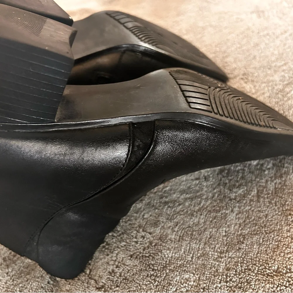 Black leather ankle boots - Picture 4 of 4